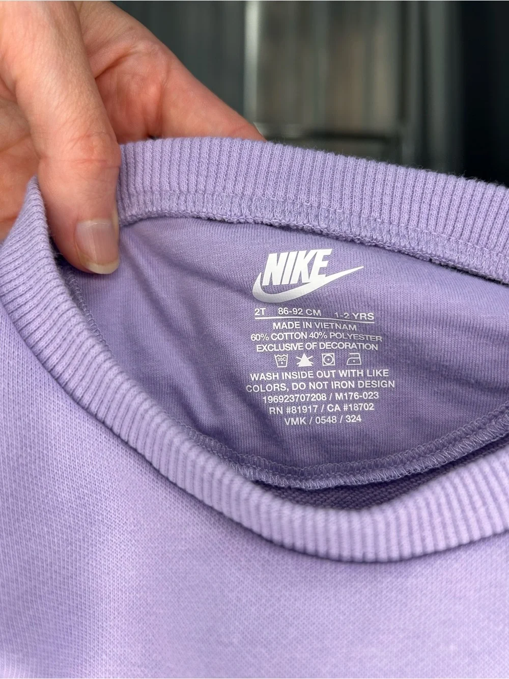 NIKE Girl’s Crew Neck Sweatshirt - Size 2T (1-2 years)